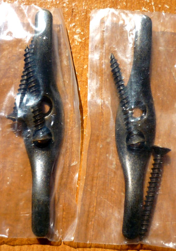 Dark aged brass 4 - dark,